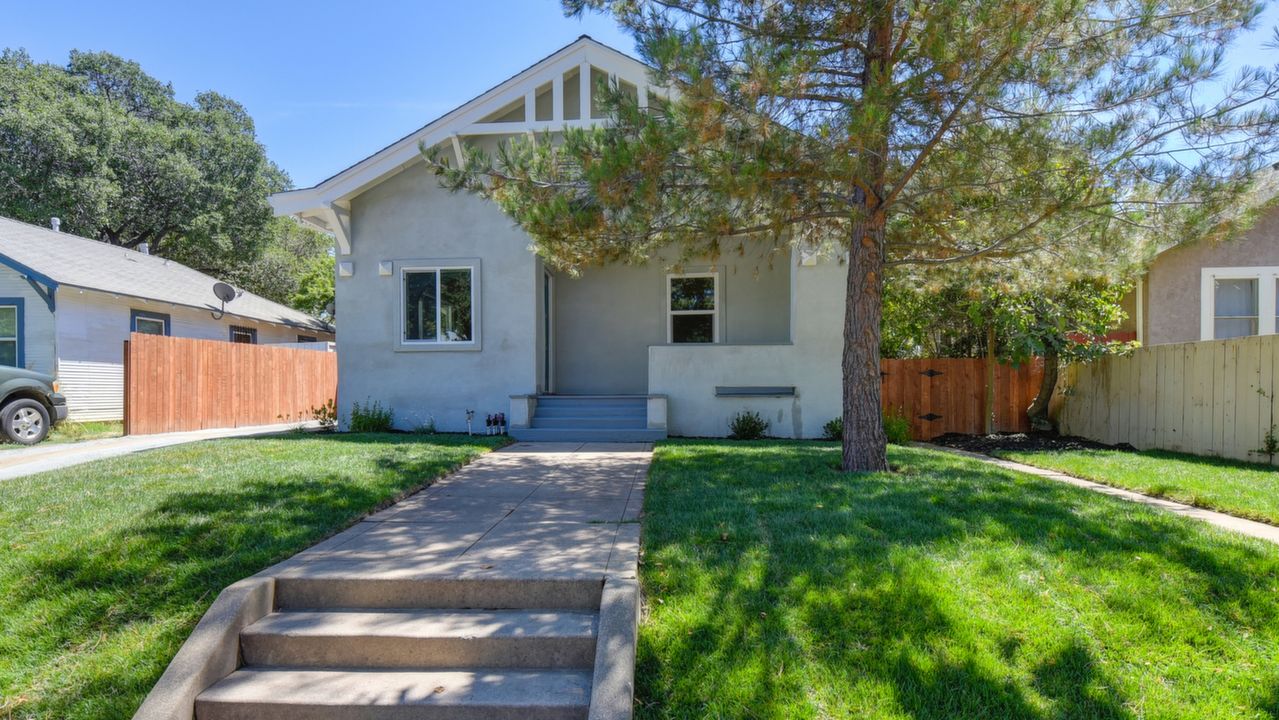 4850 11th Ave, Sacramento, CA, 95820 Scene 2