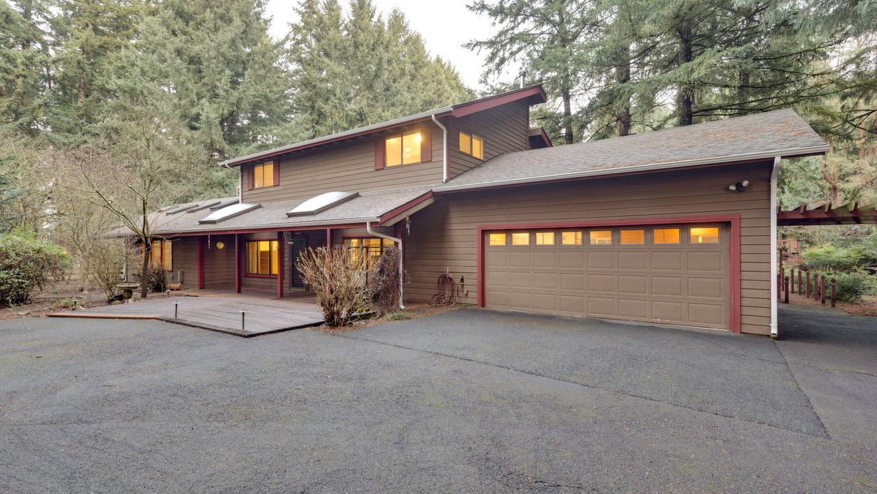 15631 NE Becke Rd, Aurora, OR, 97002 Scene 2