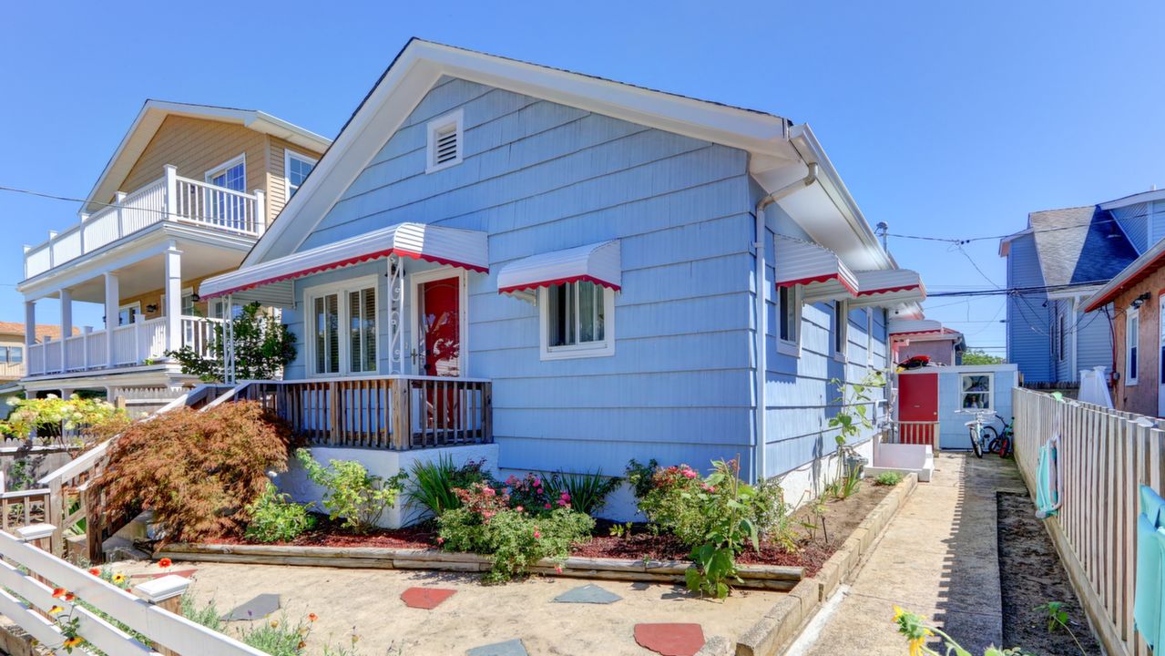 6 February Walk, Long Beach, NY, 11561 Scene 2