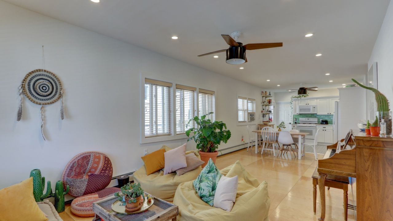 6 February Walk, Long Beach, NY, 11561 Scene 4