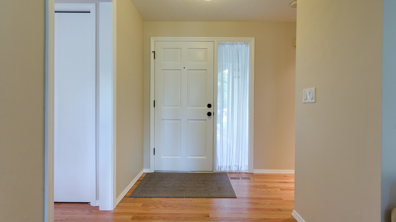 9950 SW Kable St.,, Tigard, OR, 97224 Scene 3