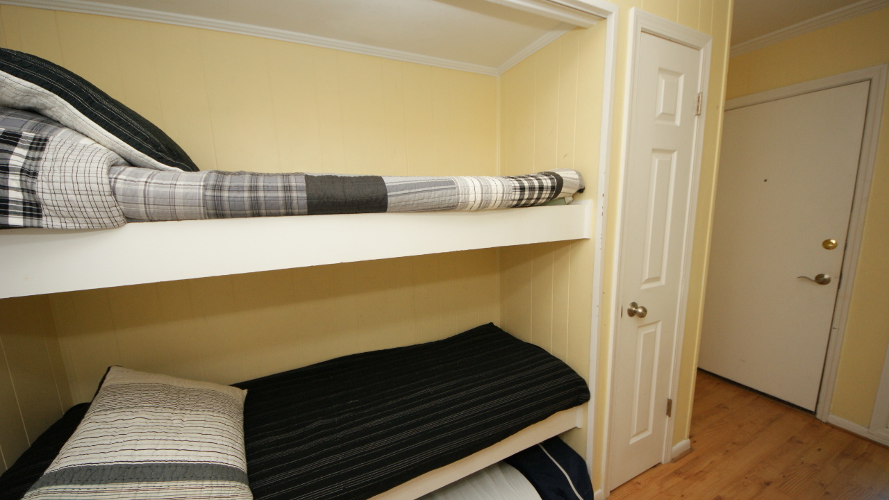 Bunk Bedroom