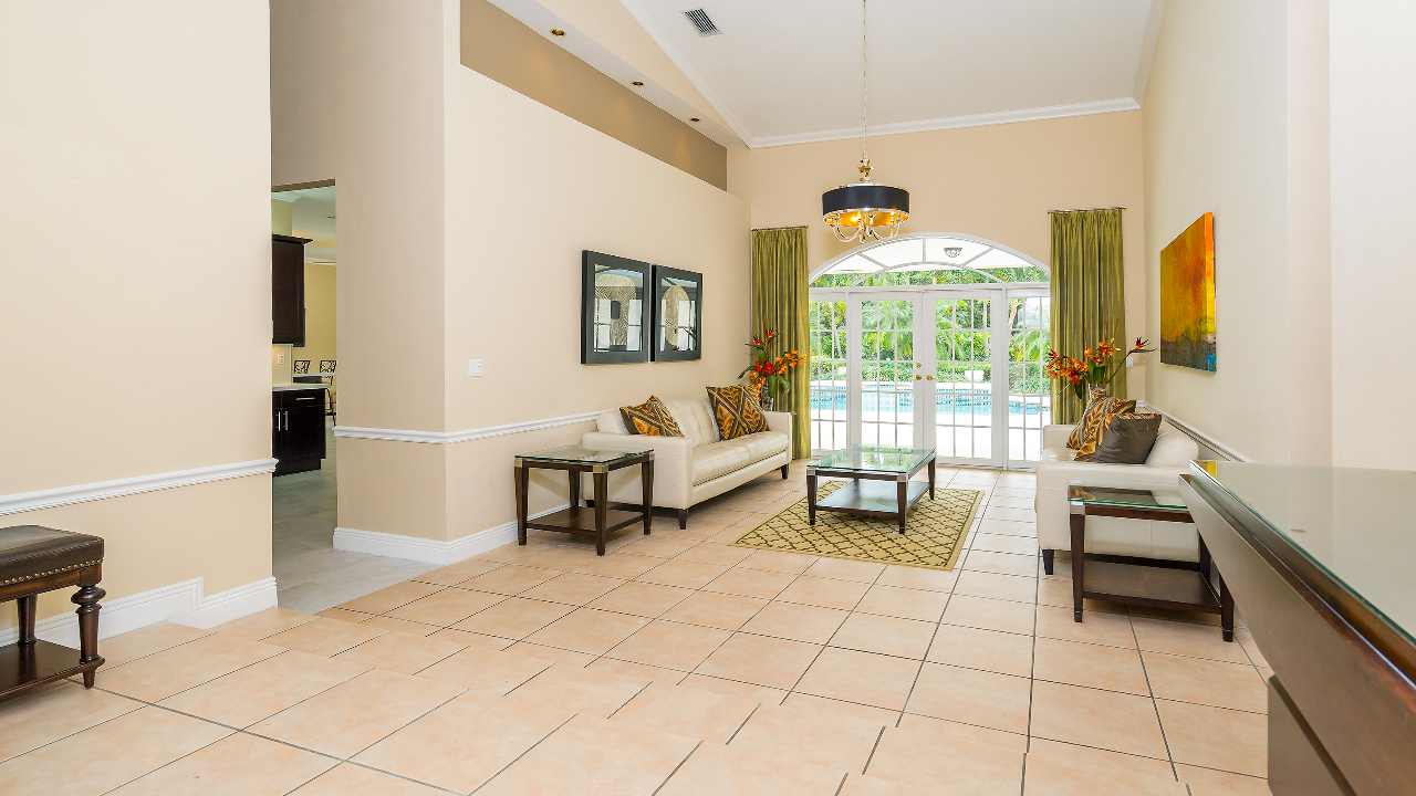 8402-SW-112th-St-06