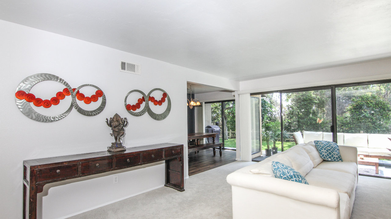 4672 Coralwood Circle, Carlsbad, CA, 92008 Scene 4