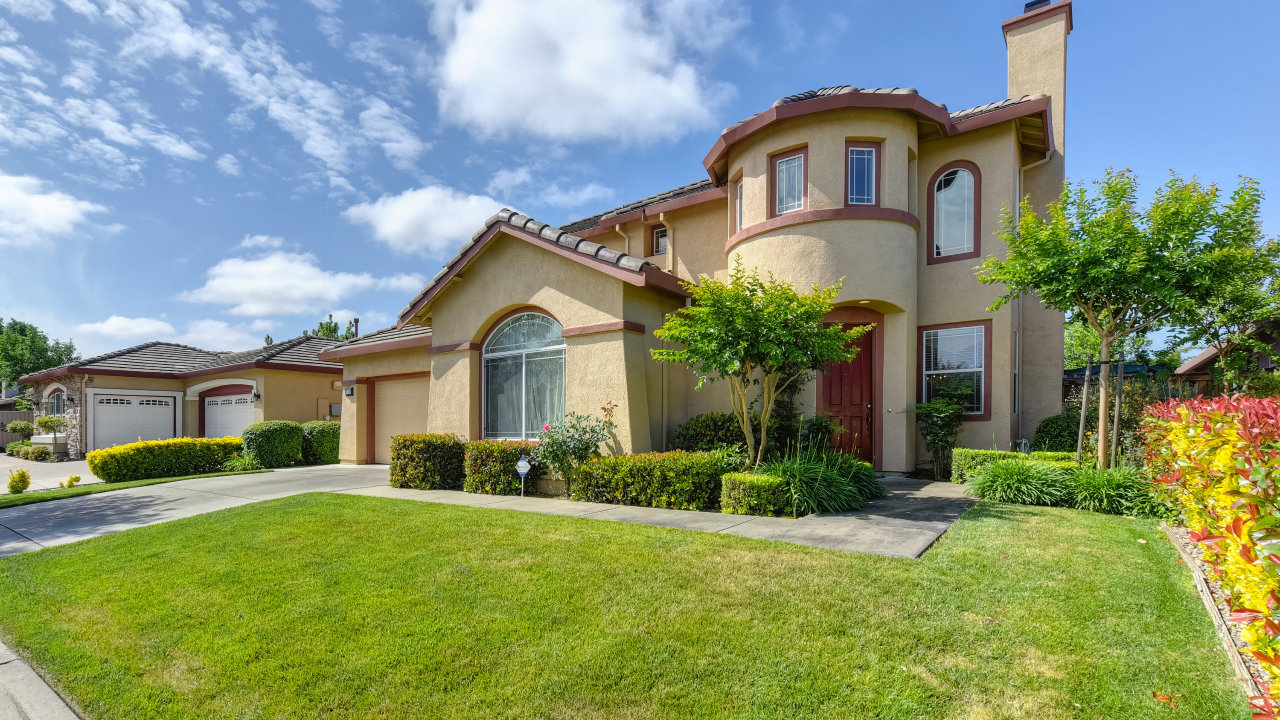 9724 Bovill Drive, Elk Grove, CA, 95624 Scene 2