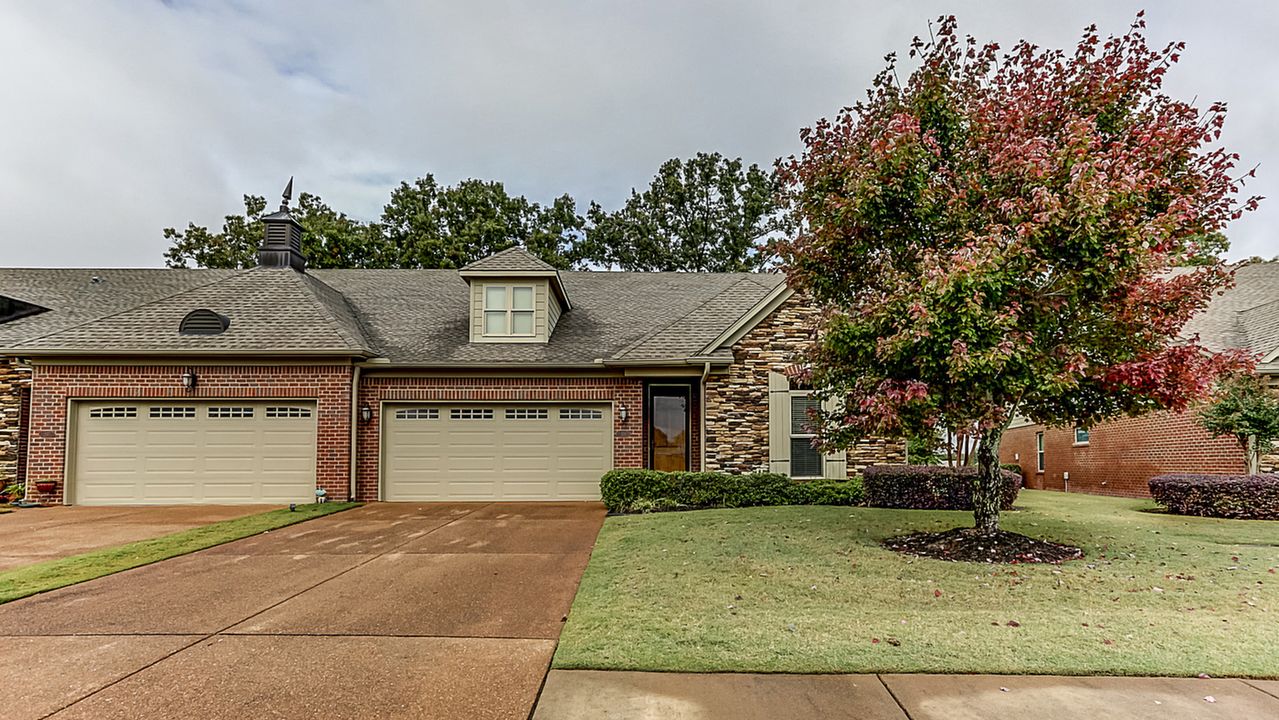 219 St Andrews, Oakland, TN, 38060 Scene 2