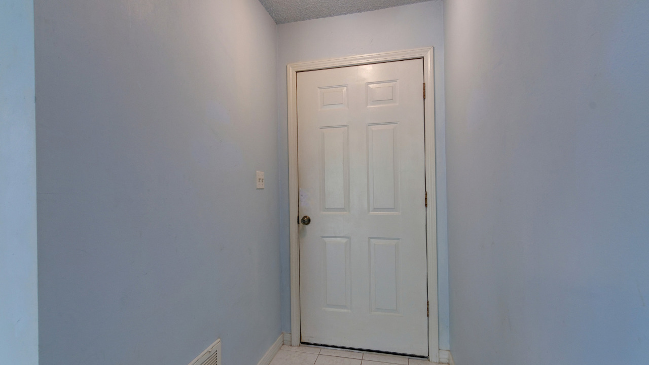 03_Entrance_01