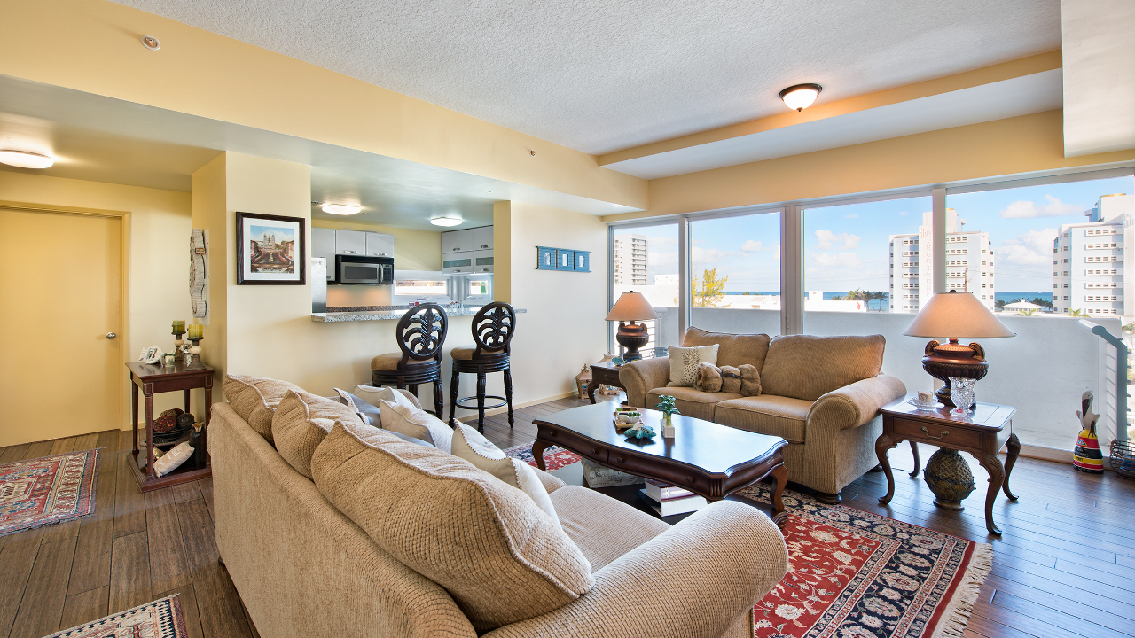 Regatta-Condo-#501-04