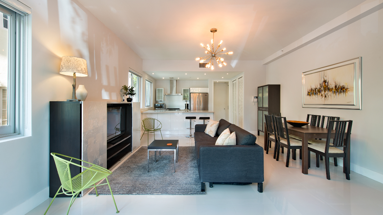 1027-Michigan-Ave-04