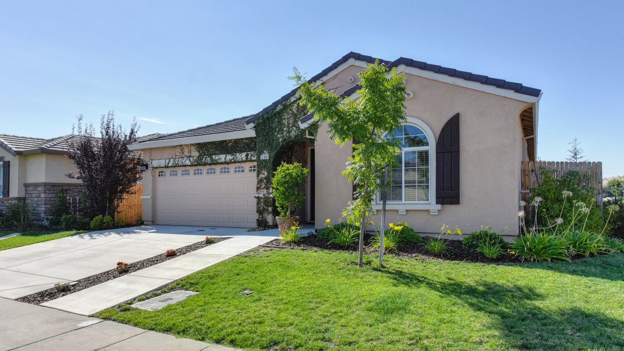 12364 Muir Trail Way, Rancho Cordova, CA, 95742 Scene 3