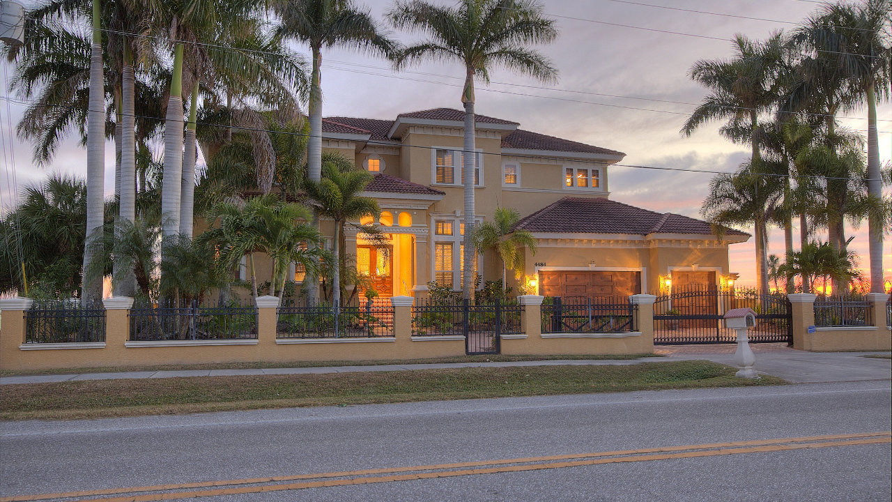 FRONT OF HOME