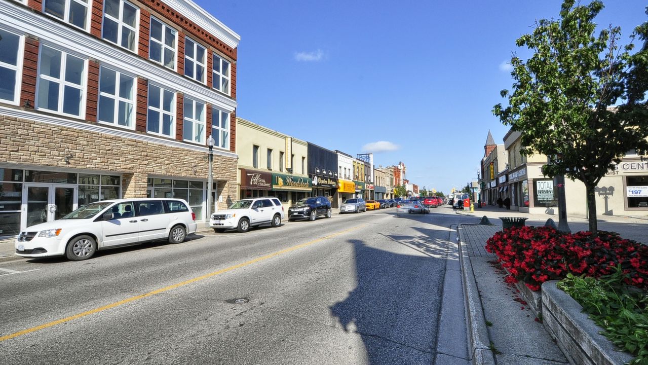 Dundas South View