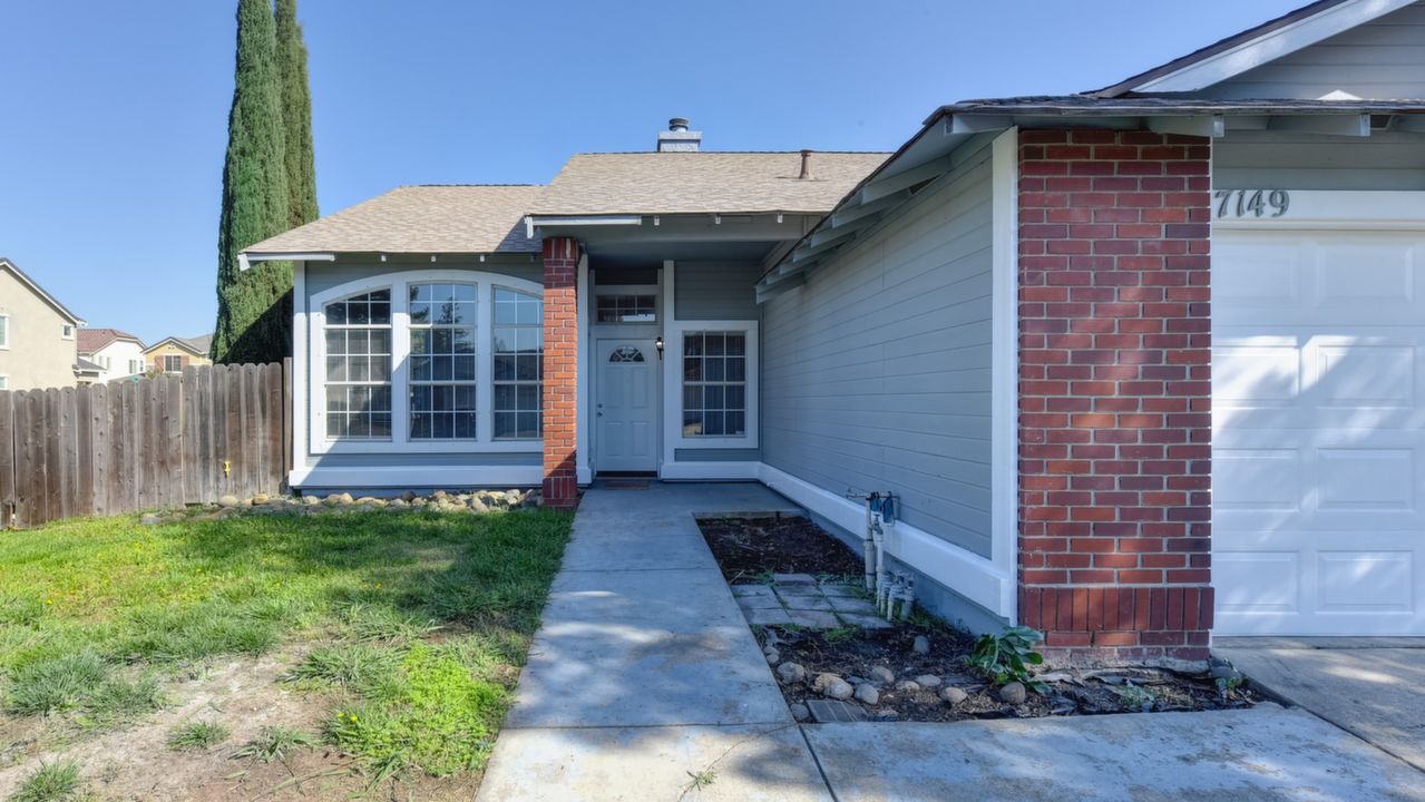 7149 Clearbrook Way, Sacramento, CA, 95823 Scene 4