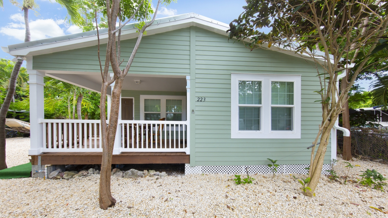 223-Loeb-Ave-02