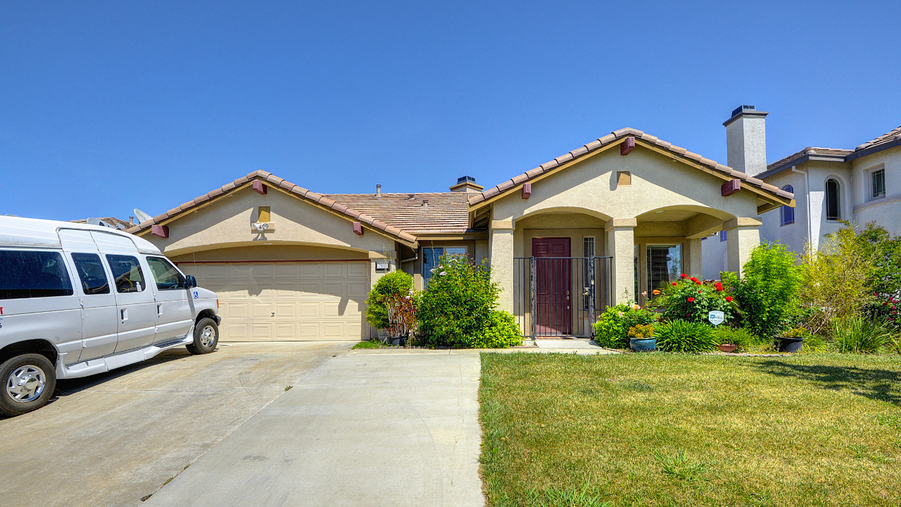 7933 Tantura Way, Sacramento, CA, 95823 Scene 1