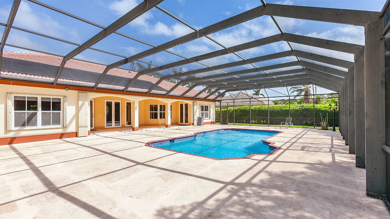 8234-SW-193rd-St-12