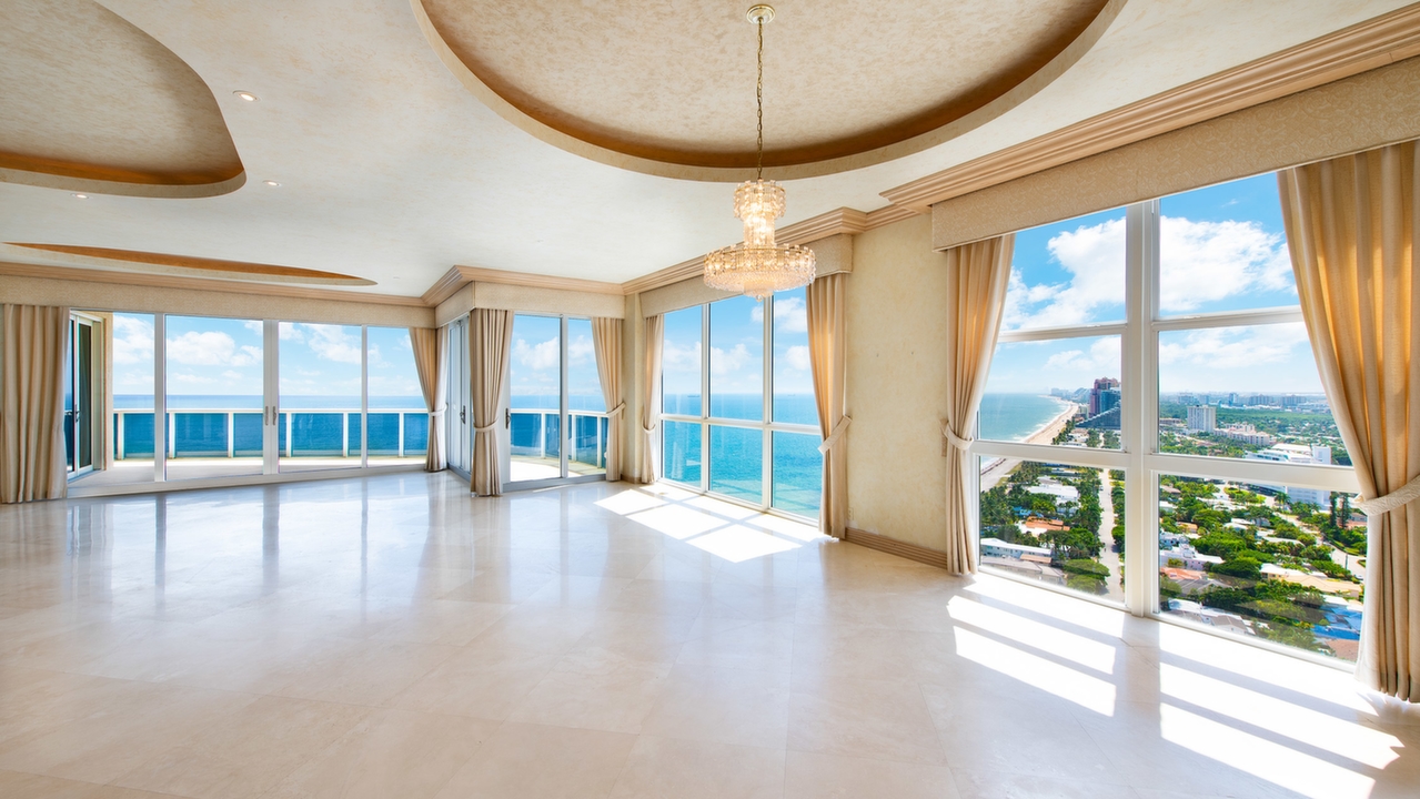 L'Hermitage-II-#2810-04