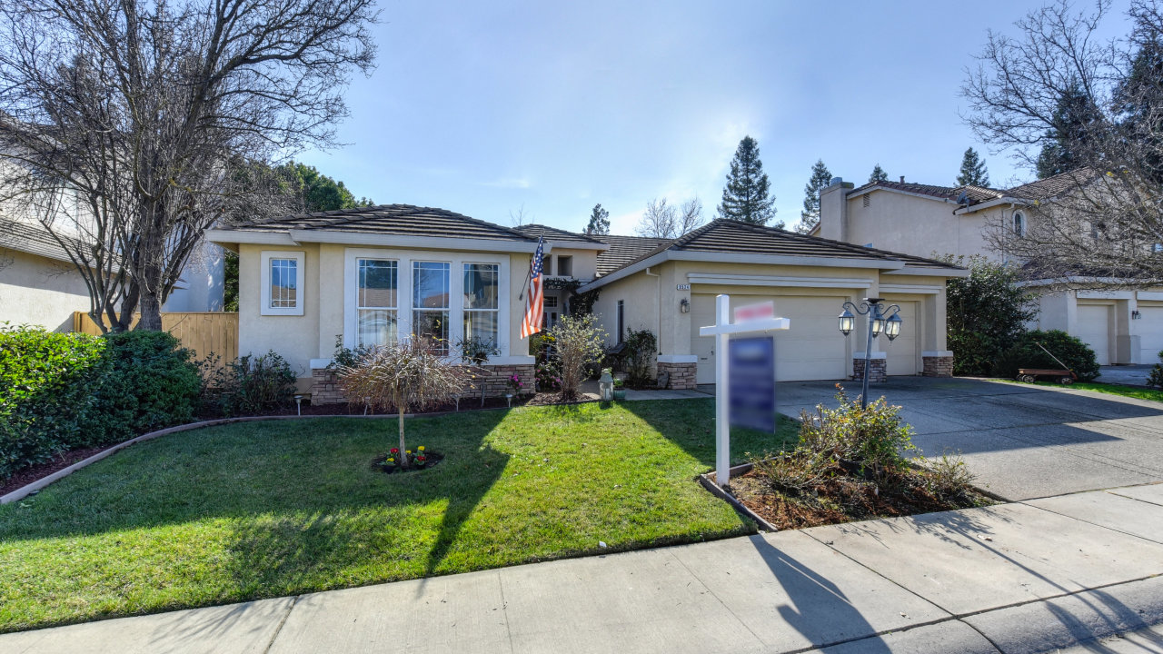 9524 Timber River Way, Elk Grove, CA, 95624 Scene 3