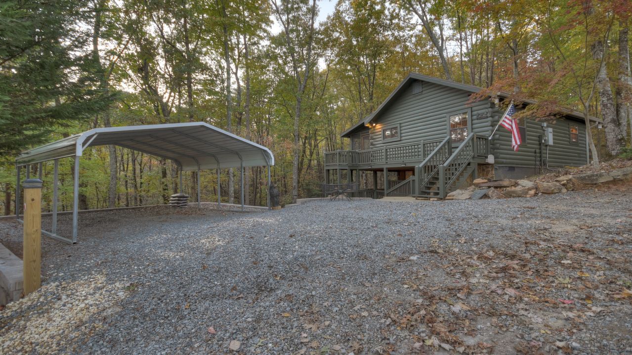 38 Ridgeview Ln, Blue Ridge, GA, 30513 Scene 2
