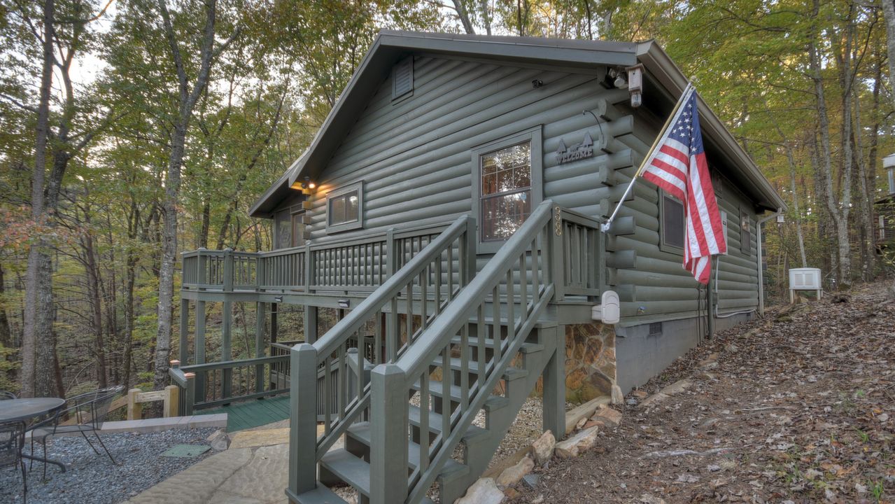 38 Ridgeview Ln, Blue Ridge, GA, 30513 Scene 1