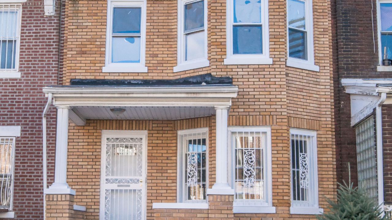 4 Campus Pl, Brooklyn, NY, 11208 Scene 3