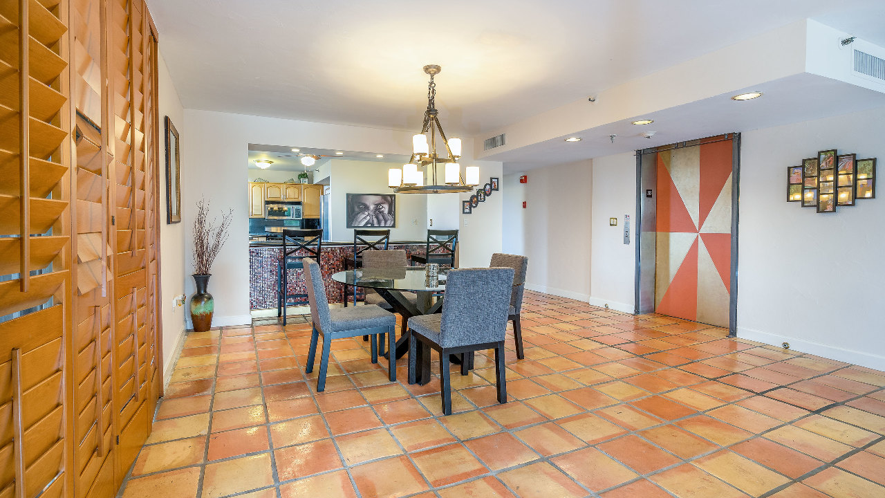 1700-S-Bayshore-Ln-#3B-04