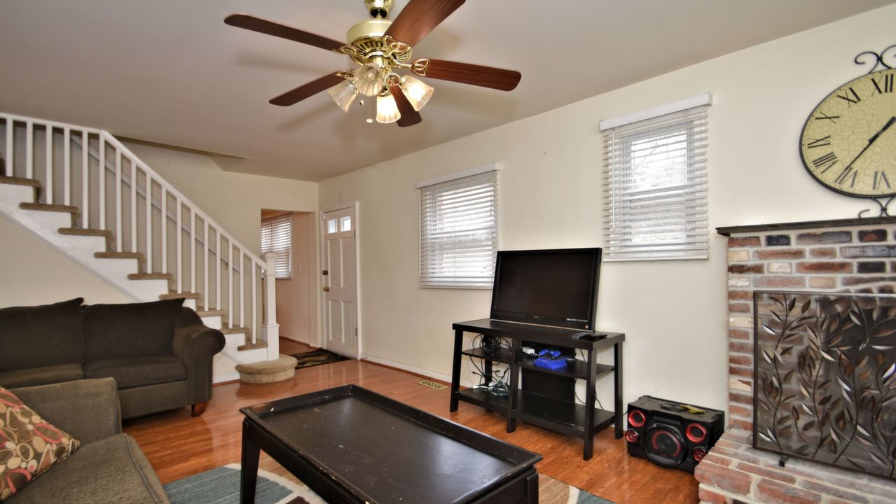 424 N 8th Ave, Coatesville, PA, 19320 Scene 2