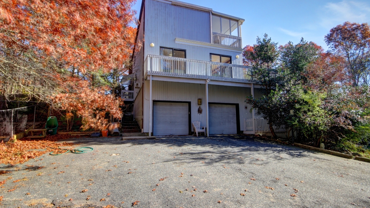 Driveway-Garage