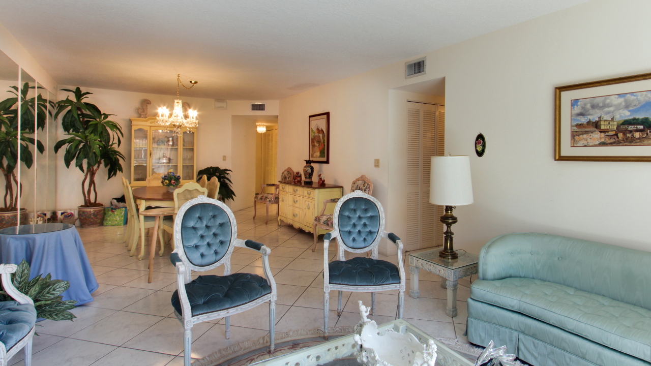 1630-W-46th-St-#405D-04