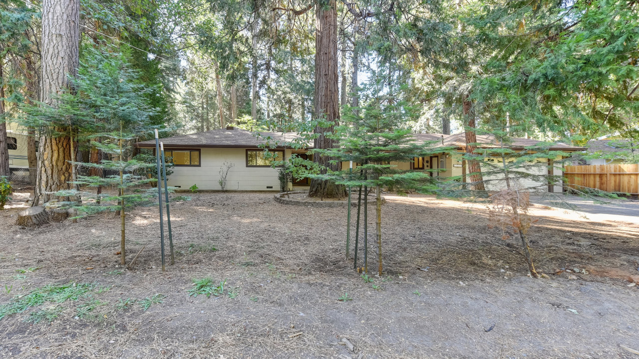 5512 Gilmore Road, Pollock Pines, CA, 95726 Scene 1