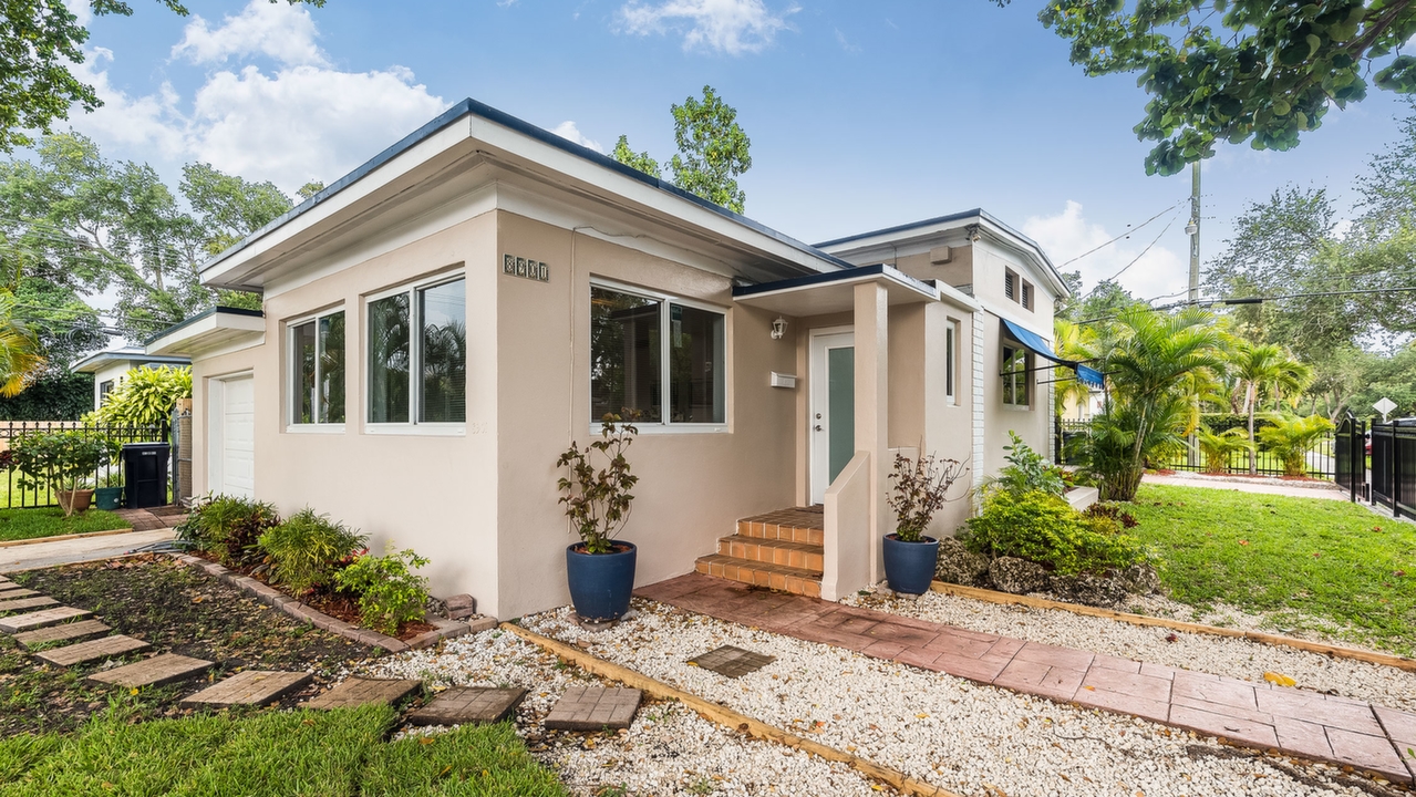 8901-N-Miami-Ave-03