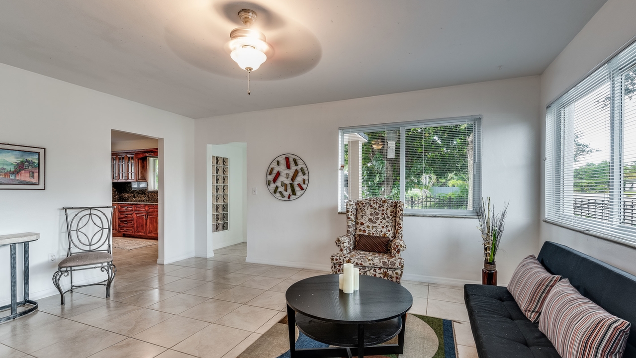 8901-N-Miami-Ave-04