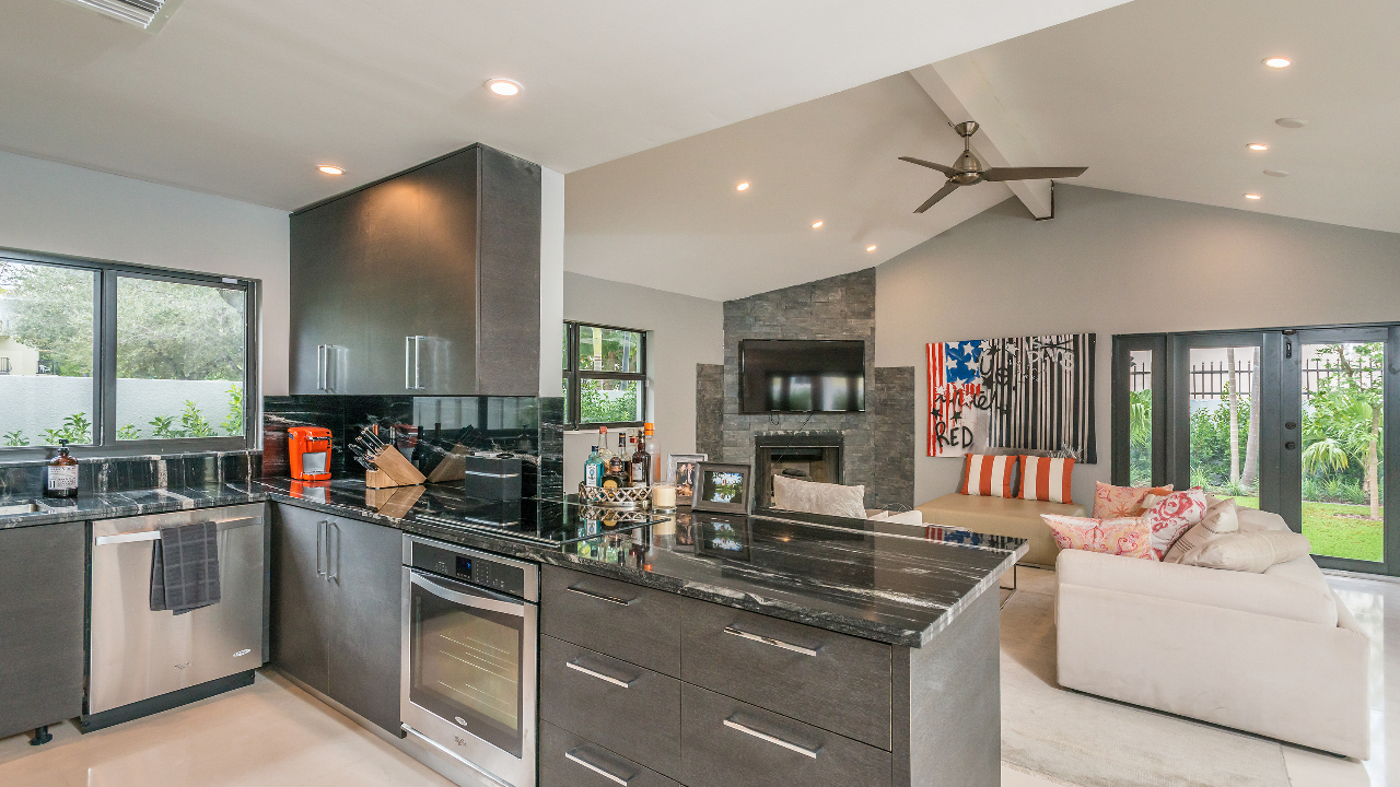 2972-Bridgeport-Ave-#1-06