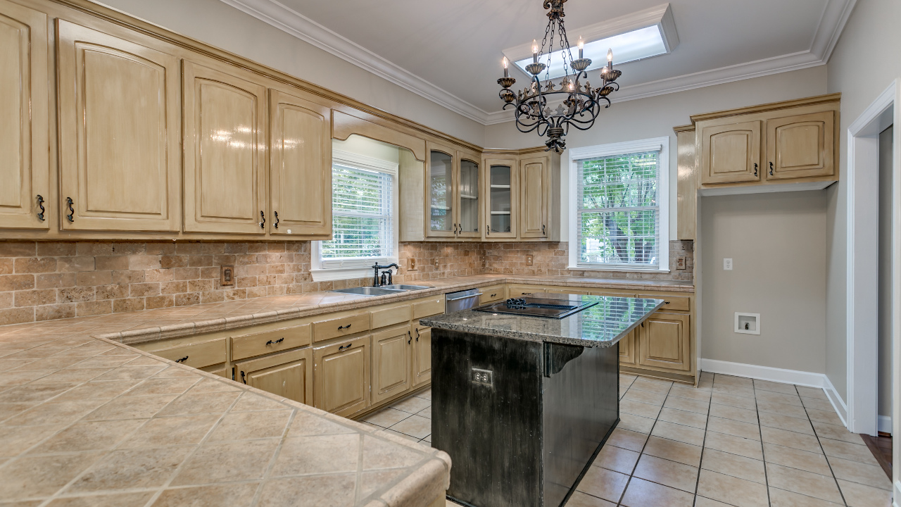 5323 Bluegrass Parkway, Tuscaloosa, AL, 35406 Scene 3