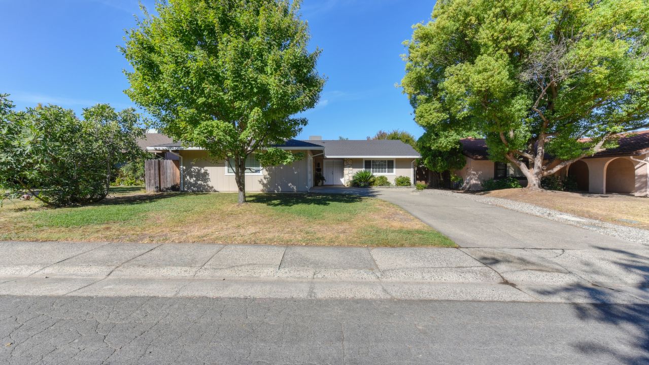 6409 Cerromar Cir, Orangevale, CA, 95662 Scene 3