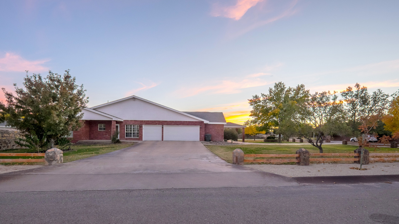 102 Willow West Dr., Santa Teresa, NM, 88008 Scene 1