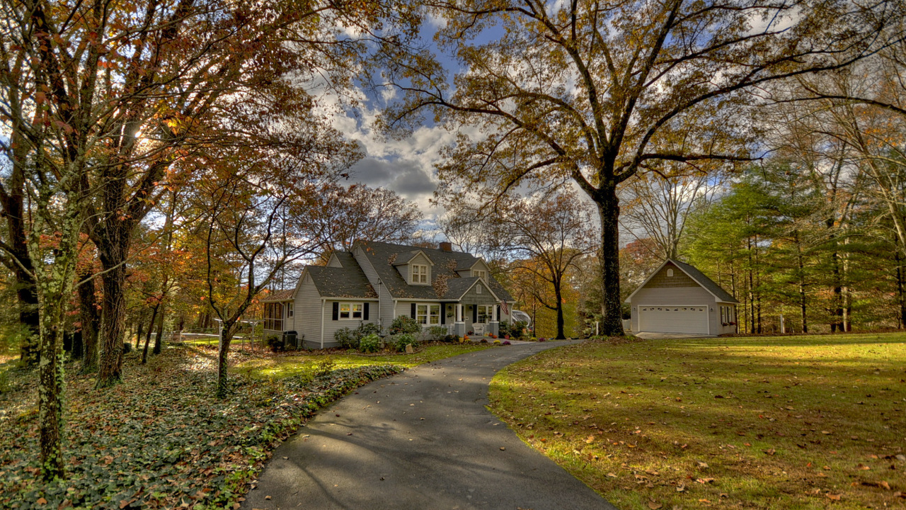 1060 Old Hwy 5, Blue Ridge, GA, 30541 Scene 2