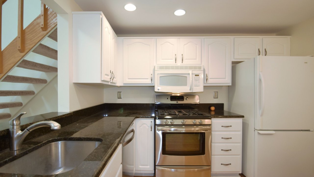 306 Mountain View Dr, Wayne, PA, 19087 Scene 3