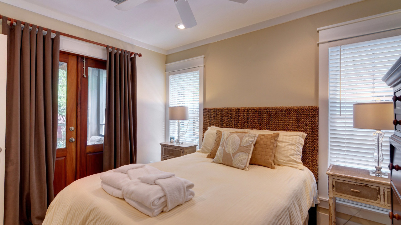 04_Master_Bedroom_02