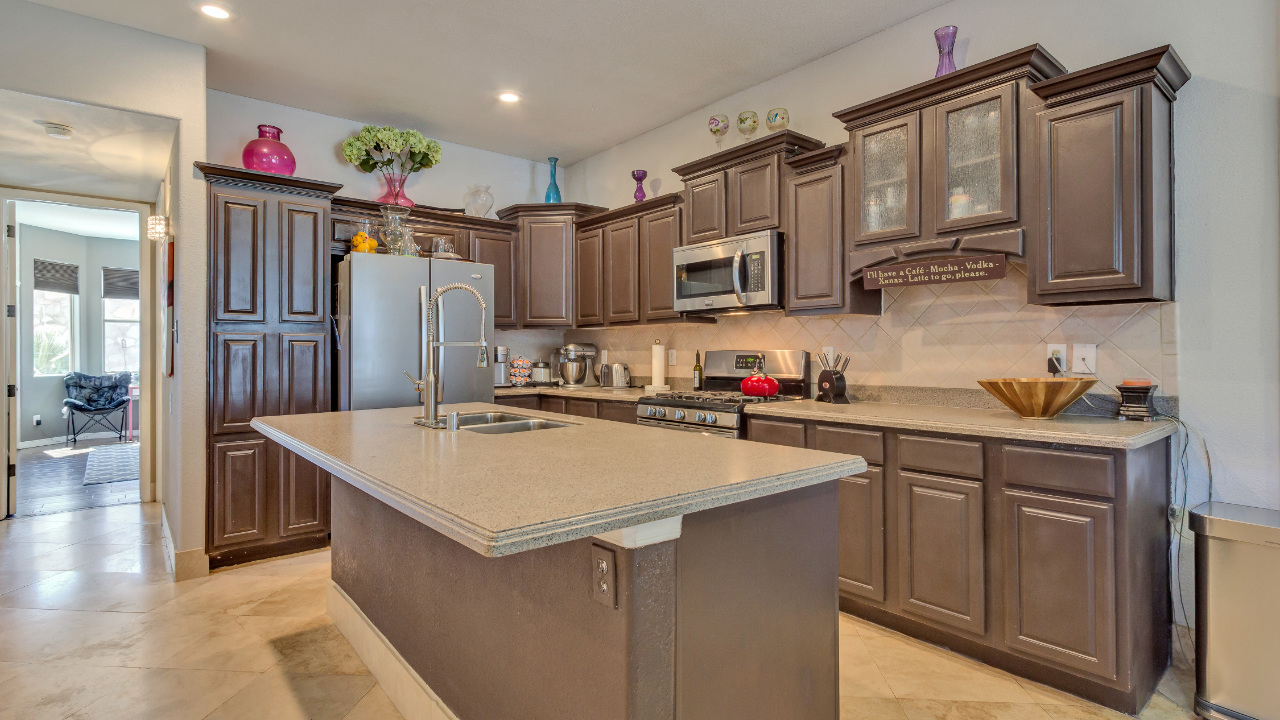 12180 Sitting Bull, El Paso, TX, 79936 Scene 3