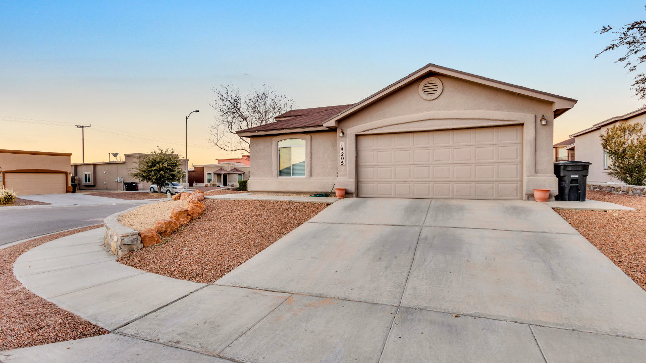 14205 Desert Bush, El Paso, TX, 79928 Scene 2