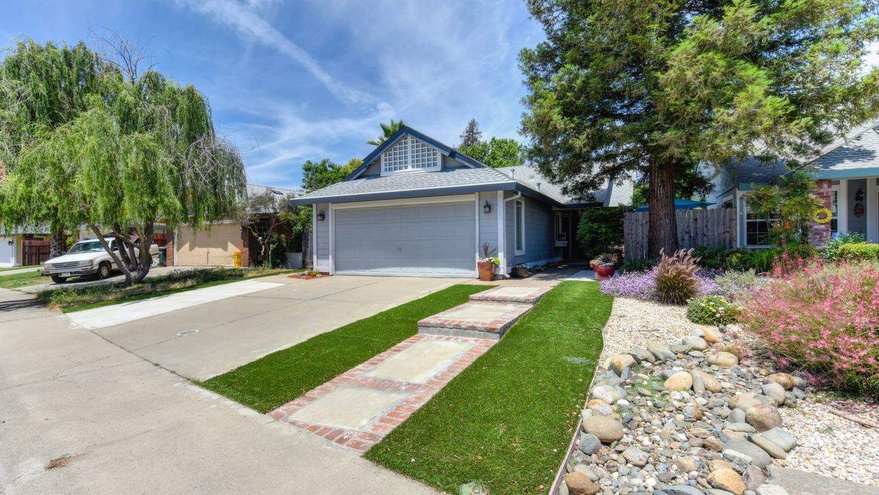 8953 Emsdale Way, Sacramento, CA, 95829 Scene 2