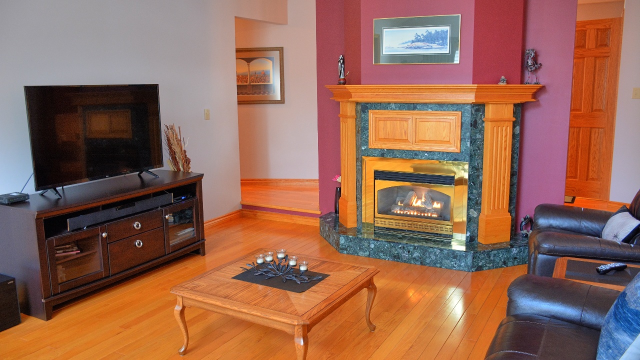 FEATURED FIREPLACE