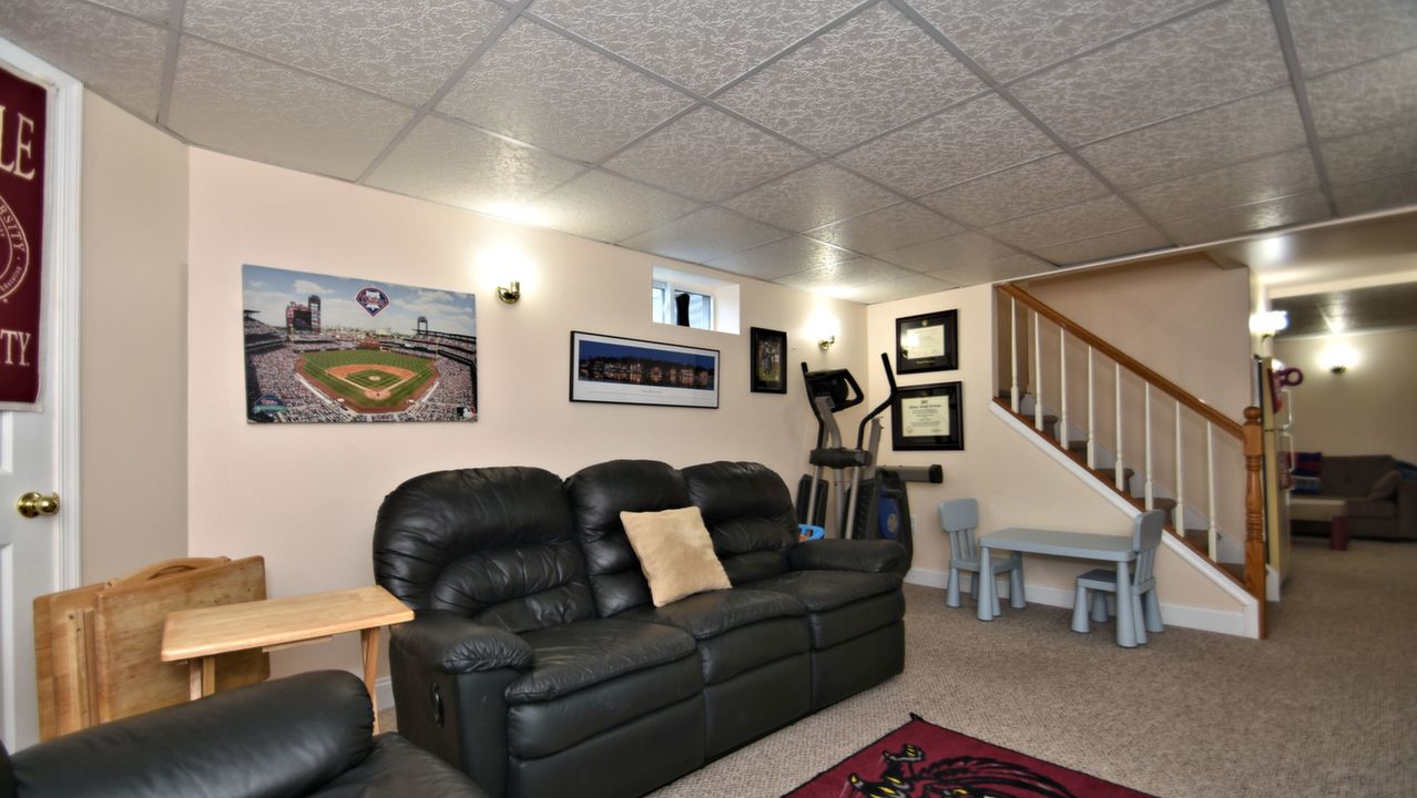 126 Brownstone Ln, Horsham, PA, 19044 Scene 3