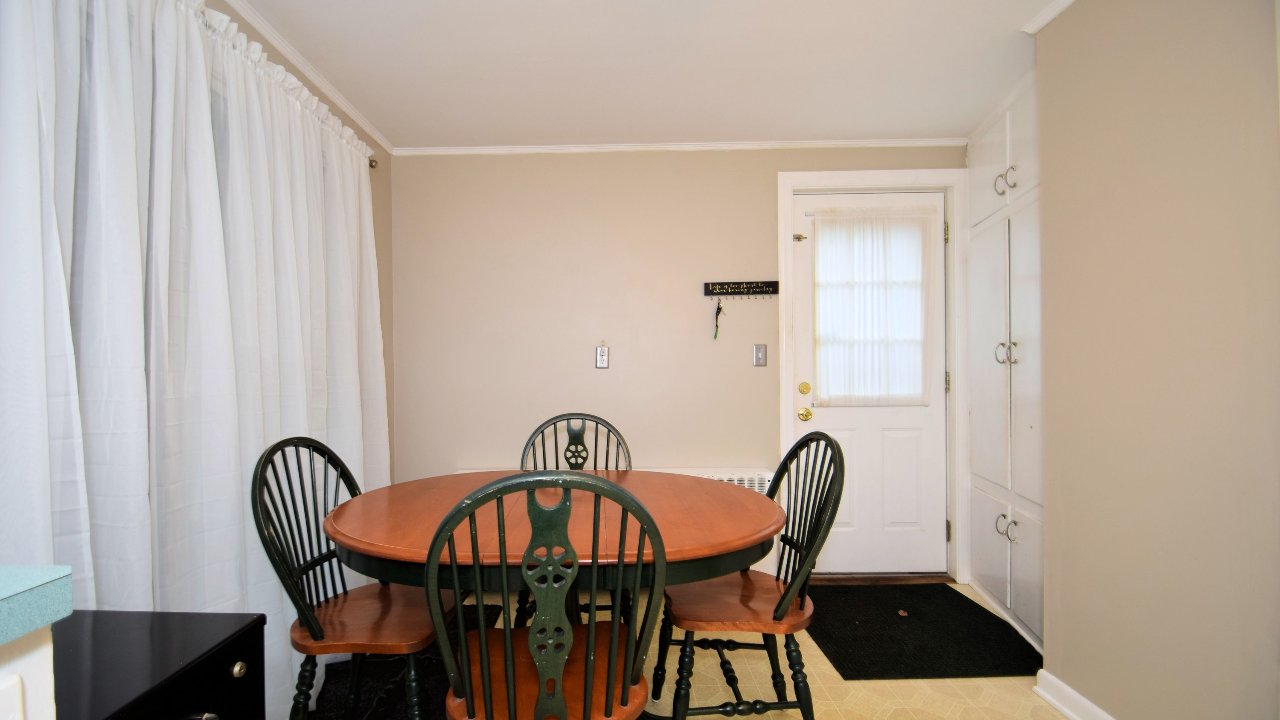 2432 E Orvilla Rd, Hatfield, PA, 19440 Scene 4