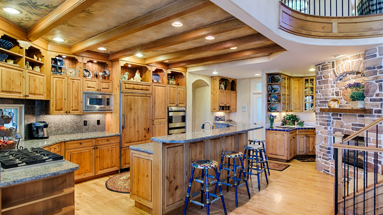 Gourmet Kitchen with Granite