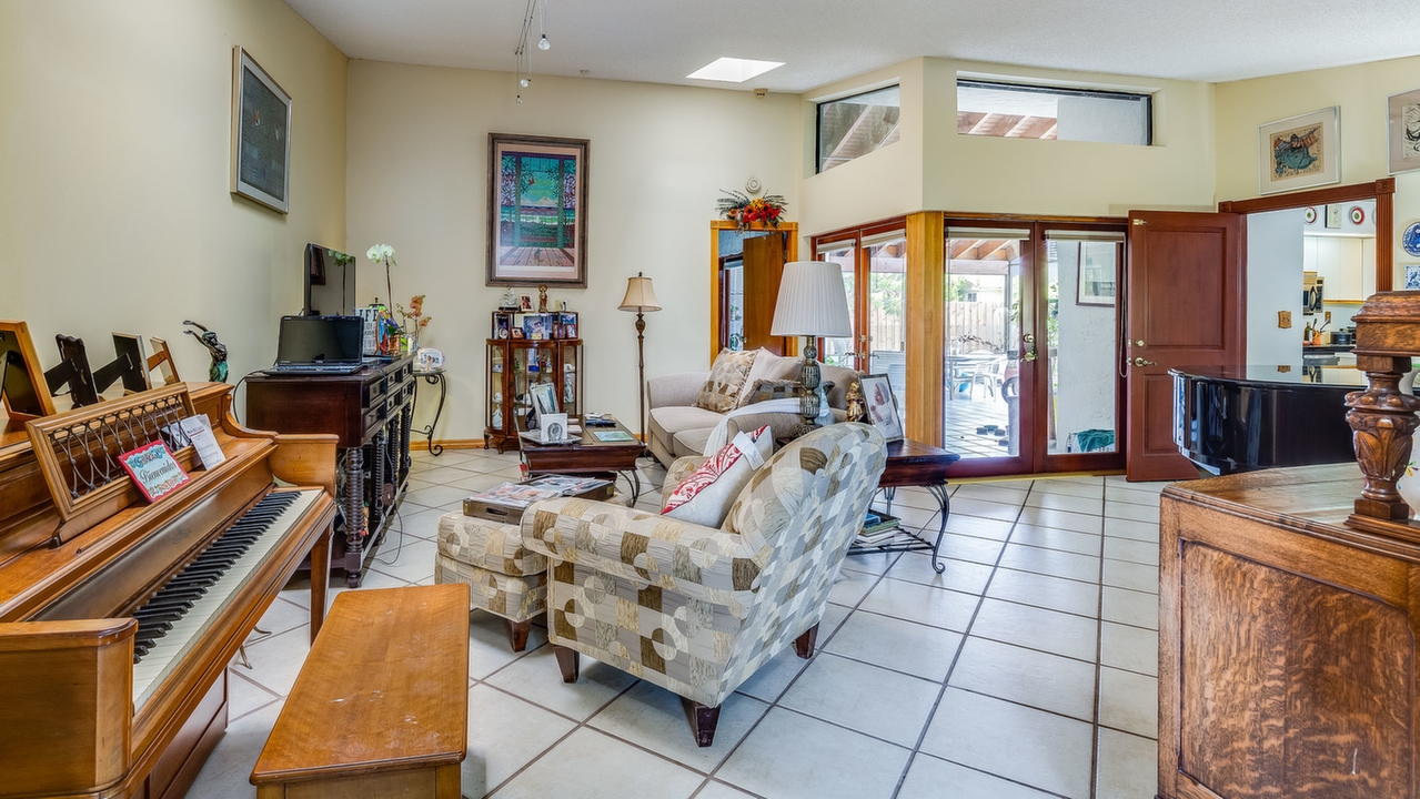 6670-SW-104th-Ct-02