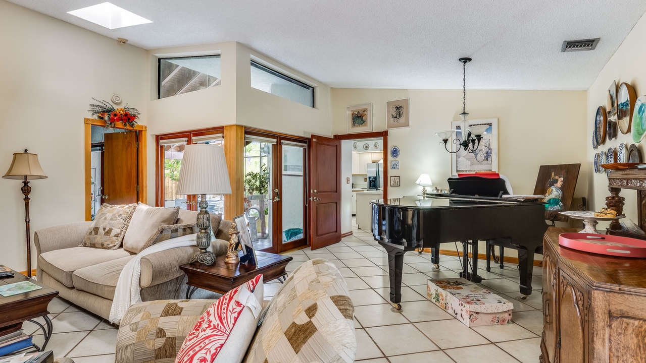 6670-SW-104th-Ct-03