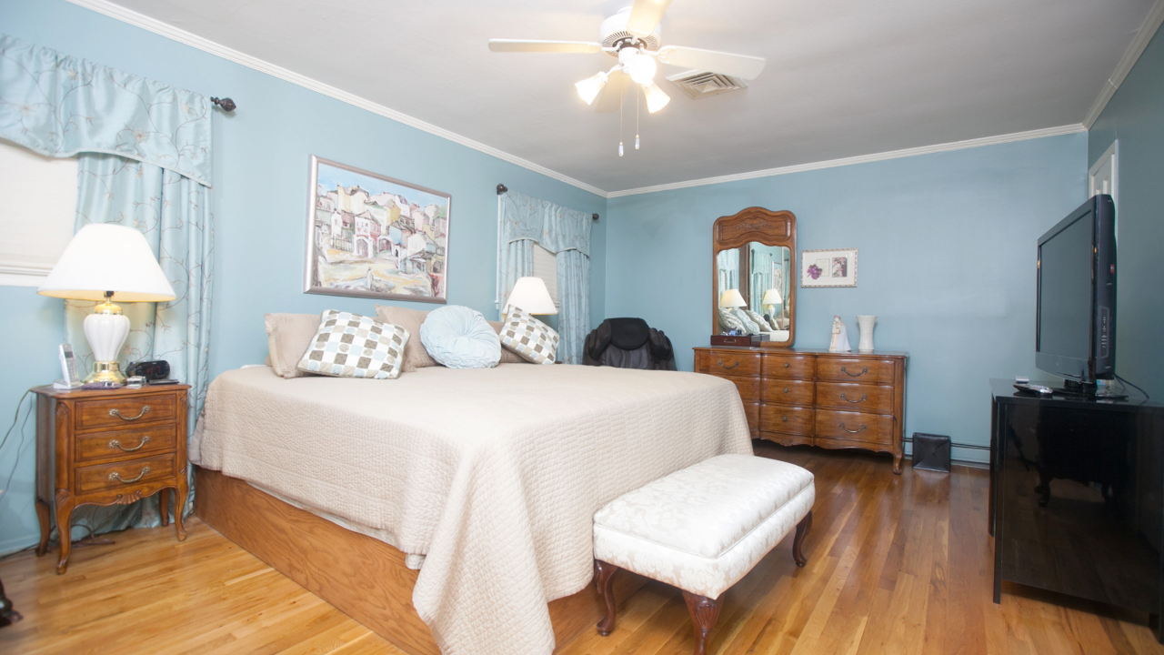 2 Sandpiper Lane, Northport, NY, 11768 Scene 4