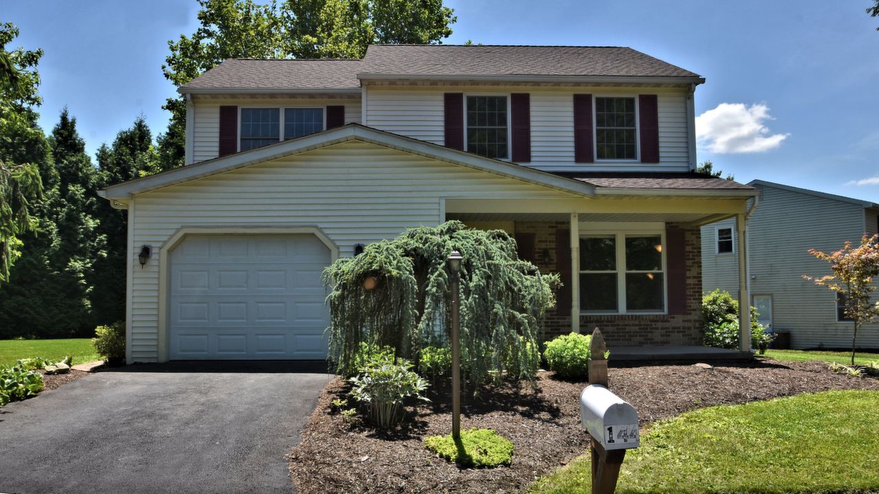 144 Sterling Dr, Perkasie, PA, 18944 Scene 1